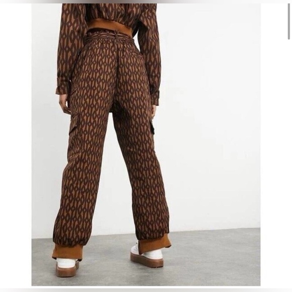 IVY PARK MONOGRAM ZIPPER PANTS - Picture 4 of 8